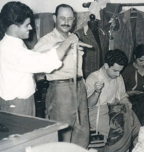 Luigi Cabboi, il fondatore, apprende il mestiere di sarto nella bottega di un amico di famiglia